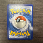 Cartes Pokémon Carchacrok et Giratina GX